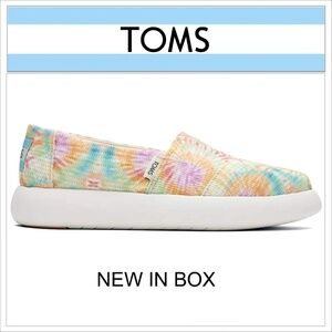 TOMS Shoes Loafers Mallow Candy Pink Tie Dye Crochet Flats COMFORTABLE Slip On